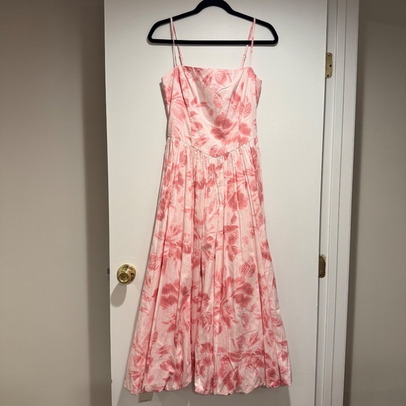 Abercrombie & Fitch Dipped-Waist Bubble Hem Midi Dress pink floral - Picture 5 of 6